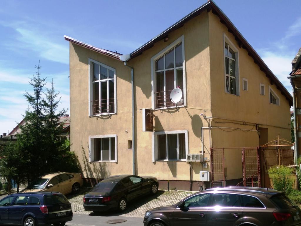 Pensiunea Paloma 3 Stele Braşov Esterno foto